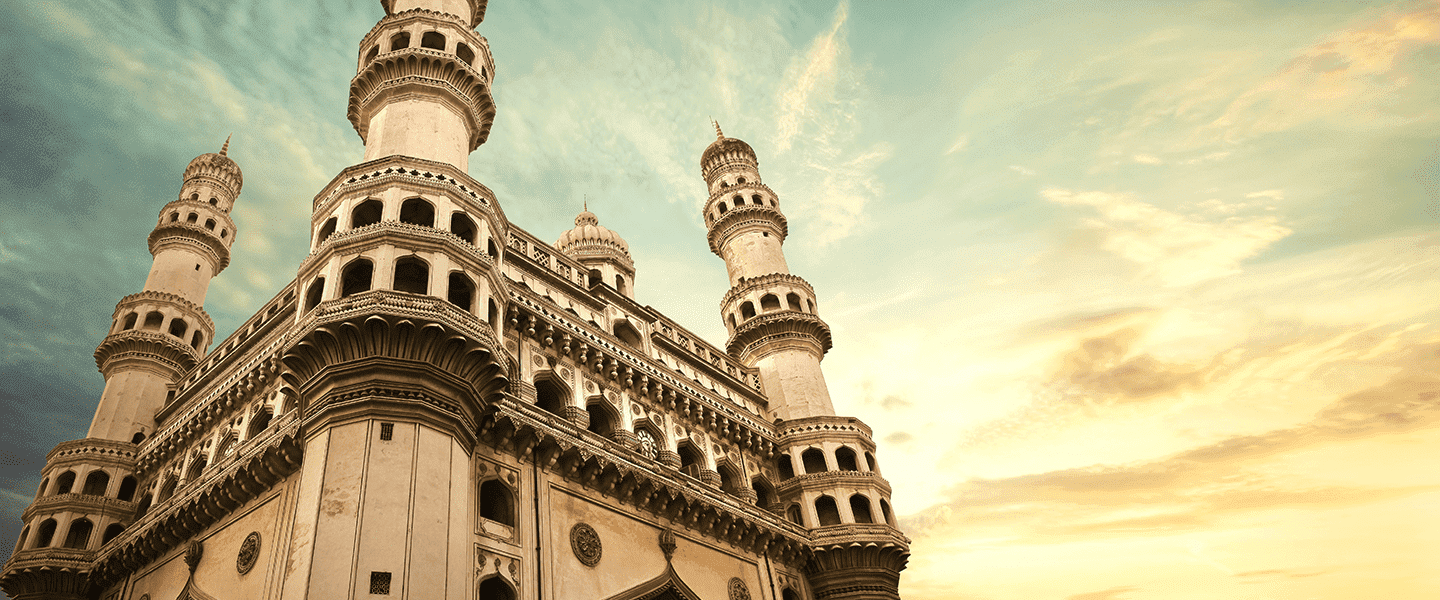 Hyderabad City Sightseeing by Tempo Traveller