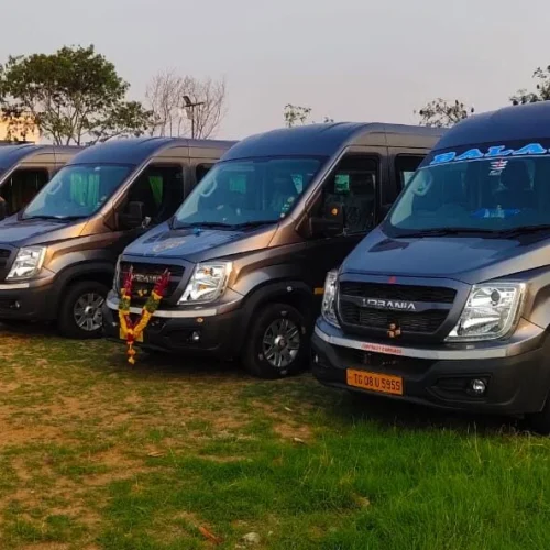 12 Seater Force Urbania